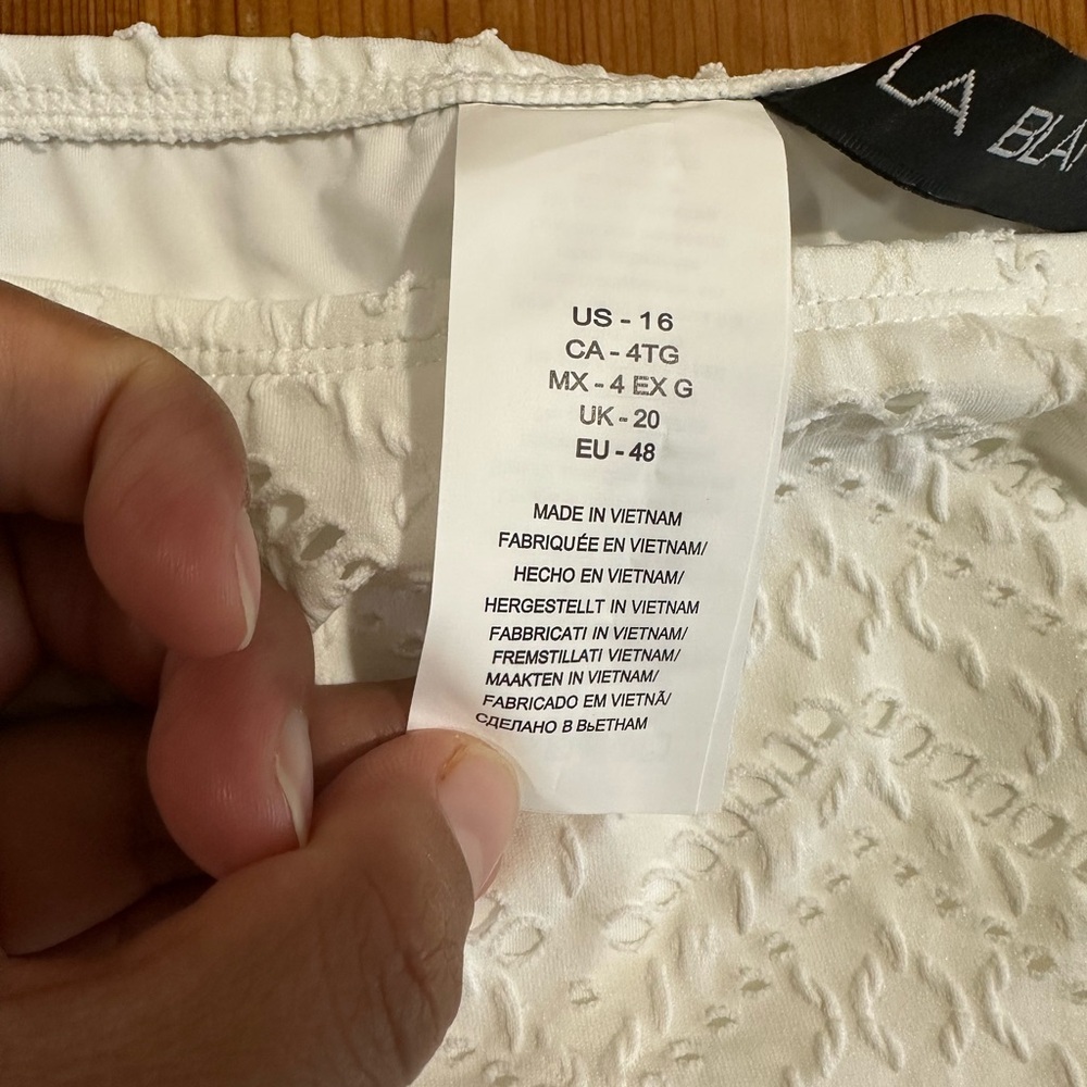 La Blanca Textured White Bikini Set - Picture 4 of 10